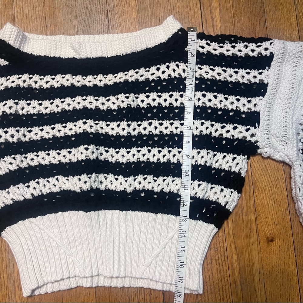 ZARA Black & Ecru Limited Edition Striped Sweater Jumper Size Large Gently Used - Picture 9 of 11